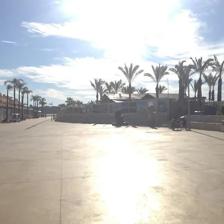 Sofiamarholidays- Casa Levante דירה